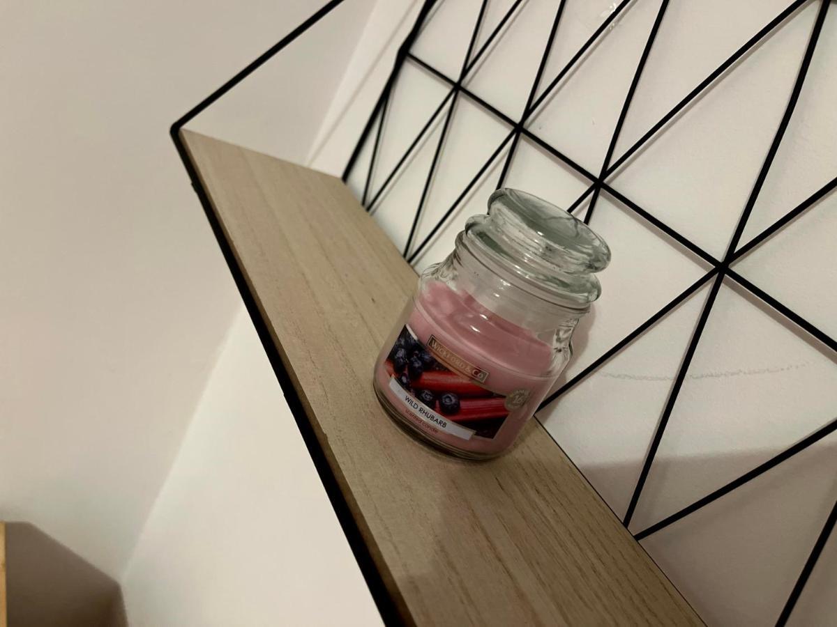 Top Floor Bed & Breakfast Линкълн Екстериор снимка